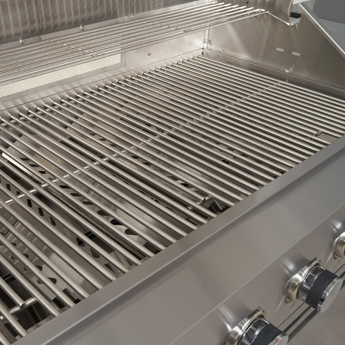 Z640 Deluxe 6 Burner Stainless Steel Gas Barbecue with Cabinet